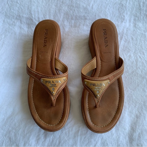 Vintage Prada Triangle Logo Wood Platform Thong Flip Flop Sandals Heels - Picture 1 of 10